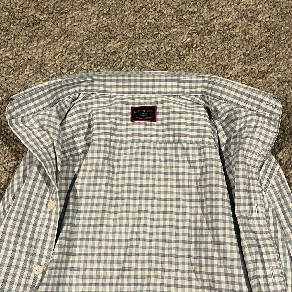 Untuckit Performance Green Blue Button Down Large - image 5